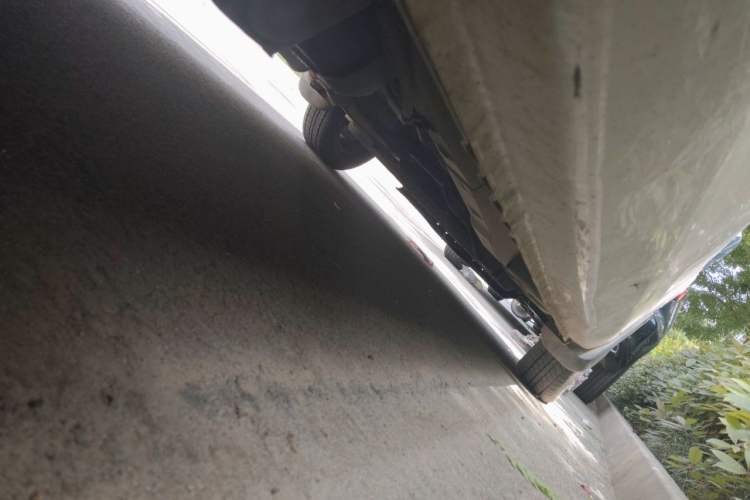Used Wuling Hongguang 2014 1.2L Base Model China IV Chassis Rear Right