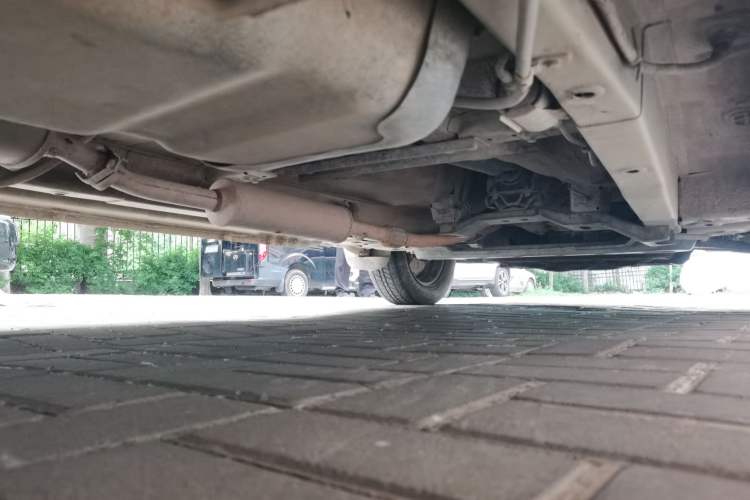 Used Wuling Hongguang 2014 1.2L Base Model China IV Chassis Rear Right