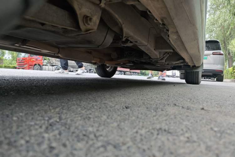 Used Wuling Hongguang 2014 1.5L S Luxury Model Chassis Rear Right