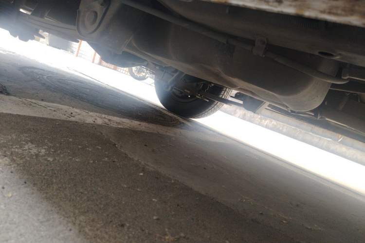 Used Wuling Hongguang 2014 1.5L Base Version Chassis Rear Right