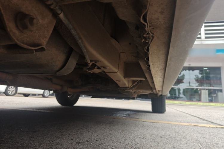 Used Wuling Hongguang 2014 1.5L S Comfort Model Chassis Rear Right
