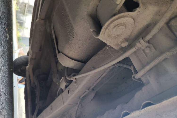 Used Wuling Hongguang 2014 1.5L Base Version Chassis Rear Right