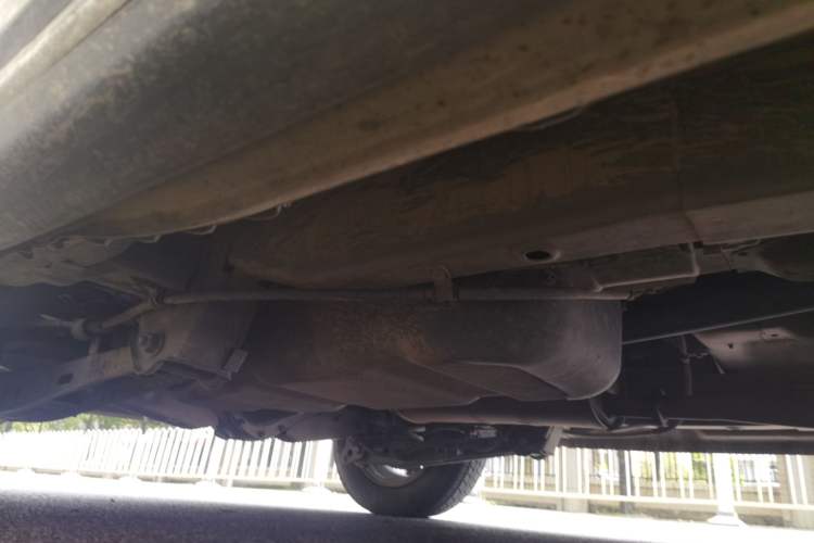 Used Wuling Hongguang 2014 1.5L S Comfort Model Chassis Rear Right