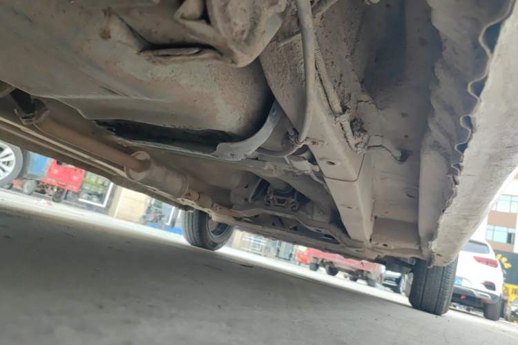 Used Wuling Hongguang 2014 1.2L Base Model China IV Chassis Rear Right