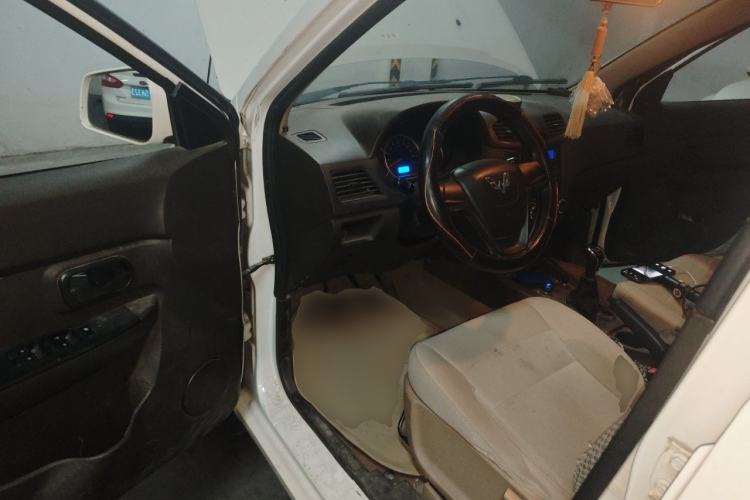 Used Wuling Hongguang 2014 1.5L S Standard Version Driver Seat