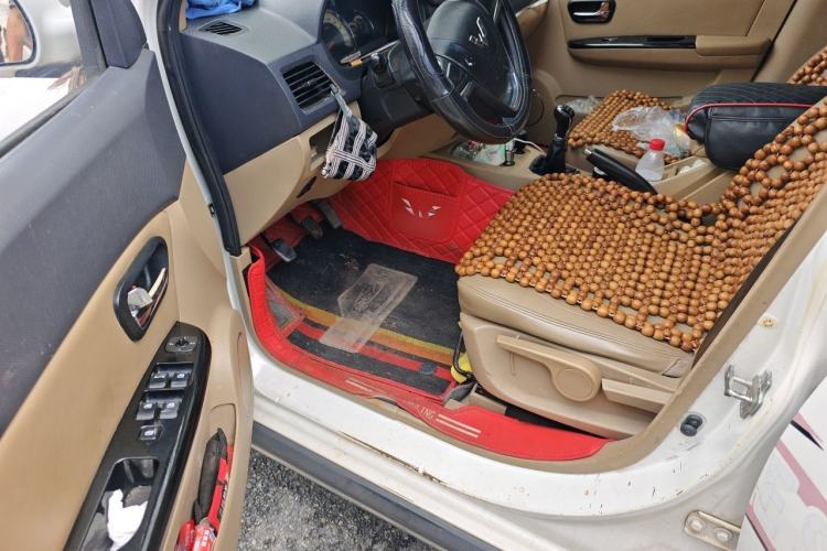 Used Wuling Hongguang 2014 1.5L S Comfort Model Driver Seat