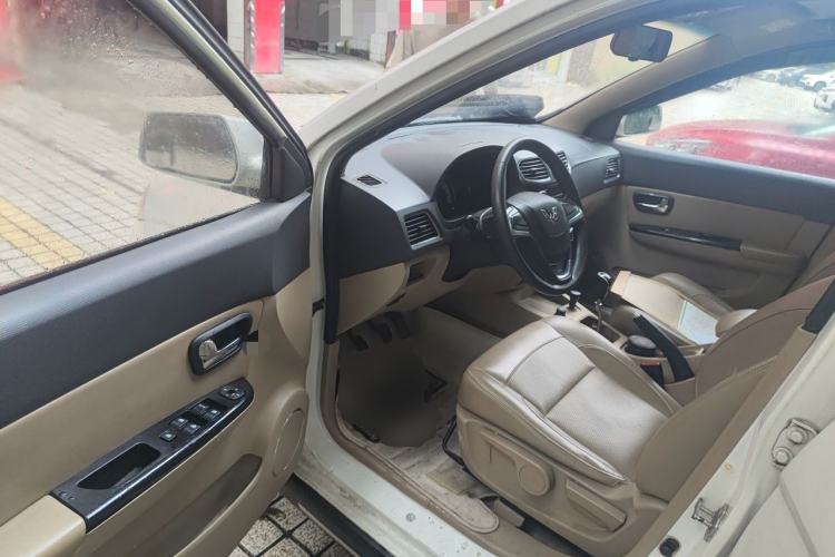 Used Wuling Hongguang 2014 1.5L S Comfort Model Driver Seat