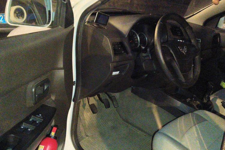 Used Wuling Hongguang 2014 1.5L S Standard Version Driver Seat