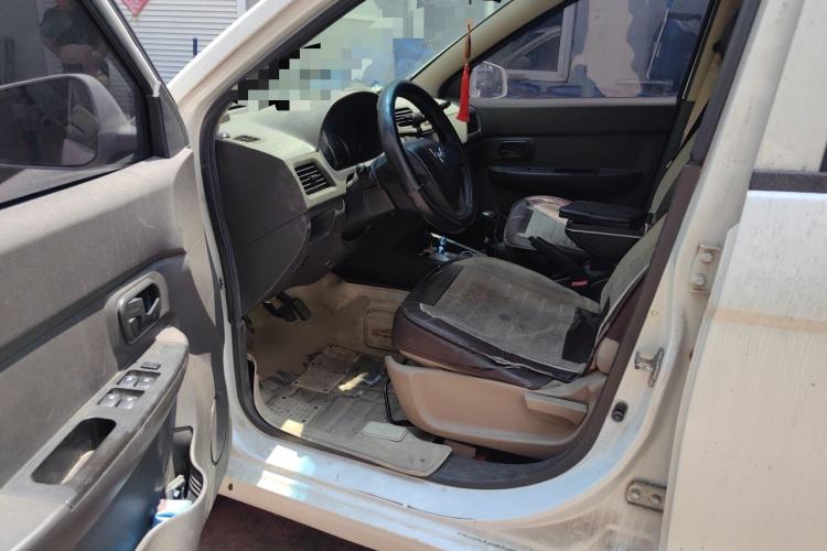 Used Wuling Hongguang 2014 1.5L S Standard Version Driver Seat
