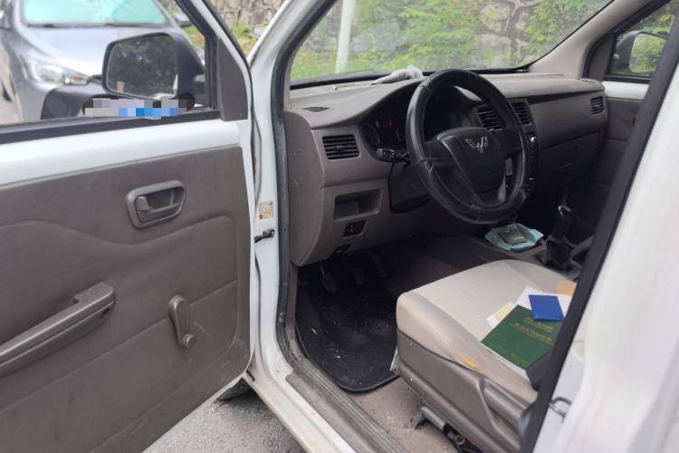 Used Wuling Hongguang 2014 1.5L Base Version Driver Seat