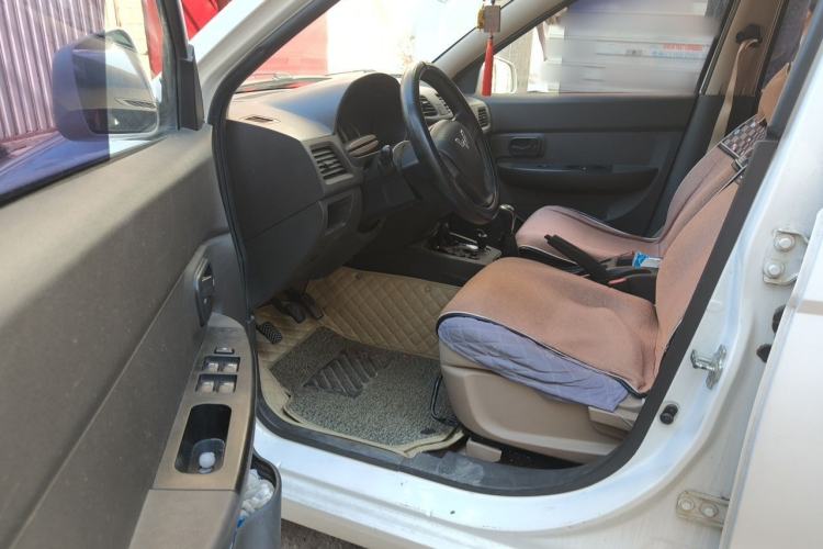 Used Wuling Hongguang 2014 1.5L S Standard Version Driver Seat