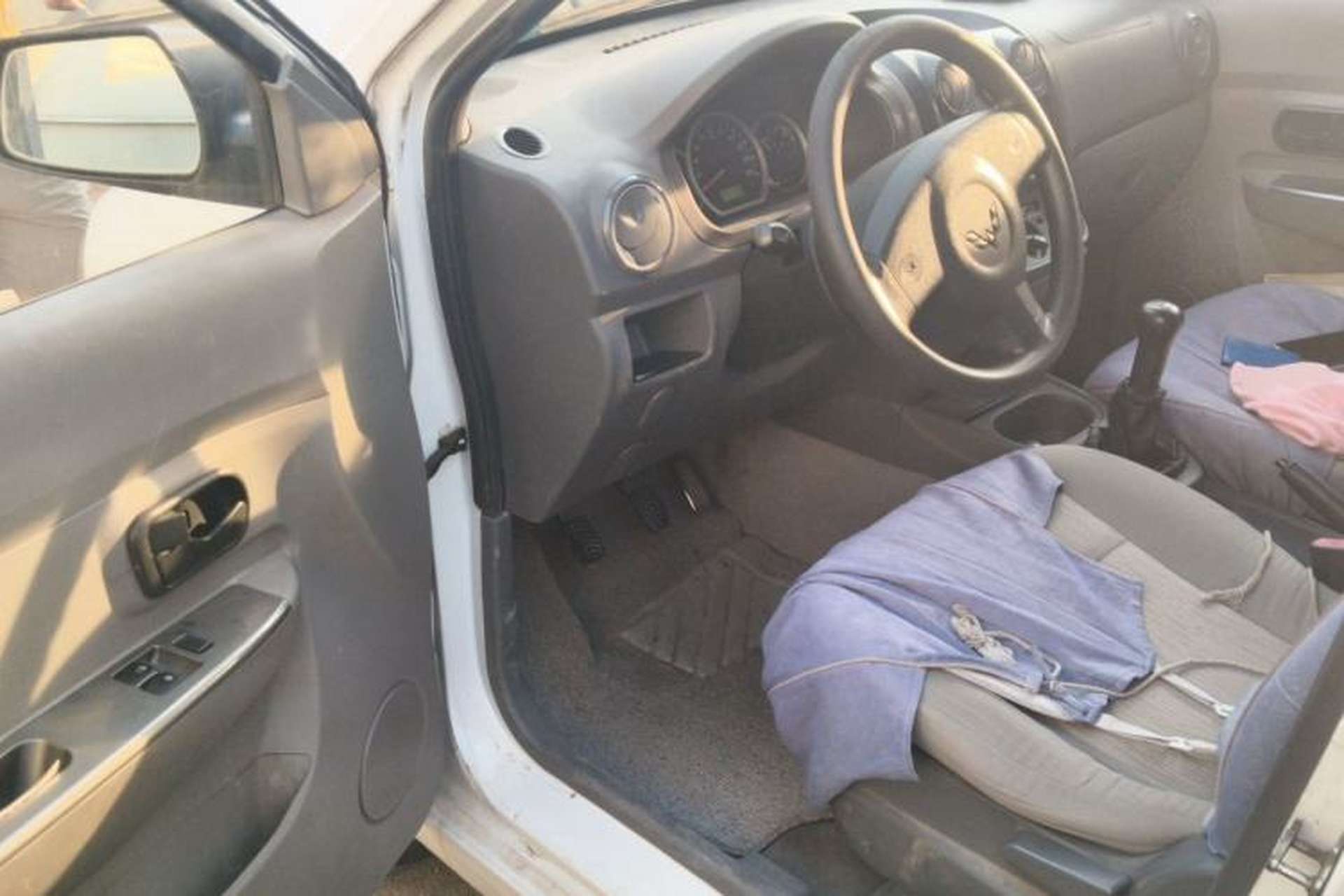Used Wuling Hongguang 2014 1.2L Base Model China IV Driver Seat