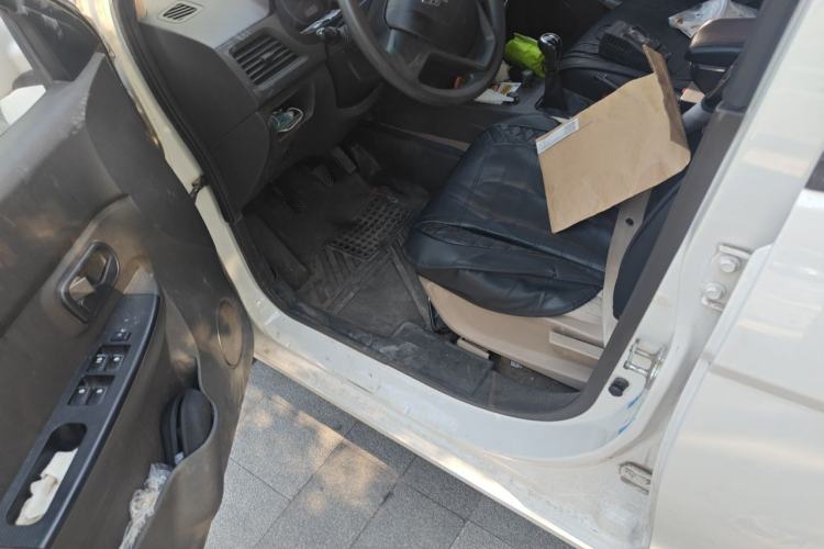 Used Wuling Hongguang 2014 1.5L S Standard Version Driver Seat