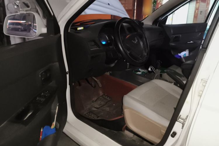 Used Wuling Hongguang 2014 1.5L S Standard Version Driver Seat