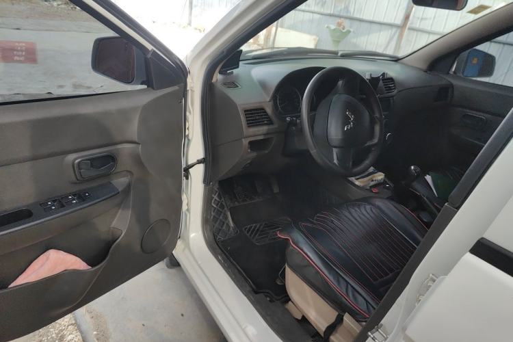 Used Wuling Hongguang 2014 1.5L S Standard Version Driver Seat