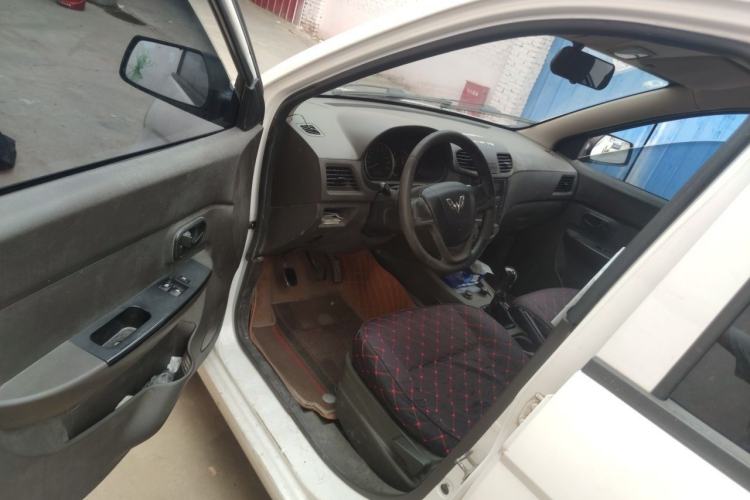 Used Wuling Hongguang 2014 1.5L Base Version Driver Seat