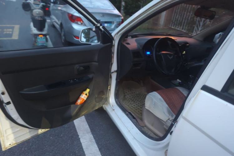 Used Wuling Hongguang 2014 1.5L S Standard Version Driver Seat