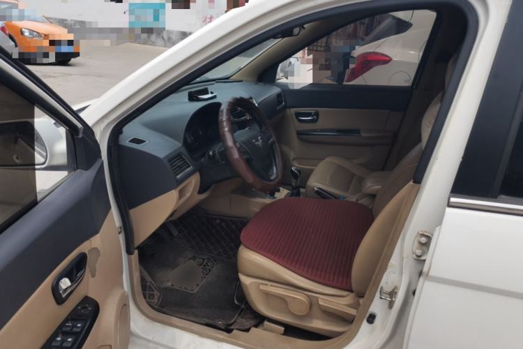 Used Wuling Hongguang 2014 1.5L S Comfort Model Driver Seat
