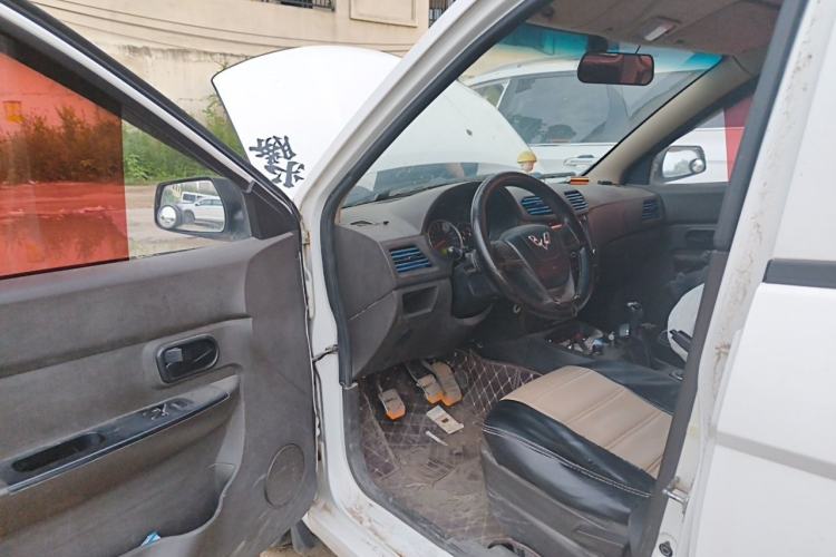 Used Wuling Hongguang 2014 1.2L Base Model China IV Driver Seat