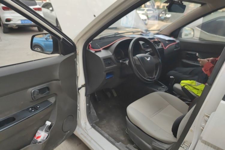 Used Wuling Hongguang 2014 1.2L Base Model China IV Driver Seat