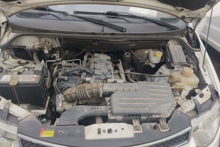 Used Wuling Hongguang 2014 1.5L S Standard Version Engine Bay