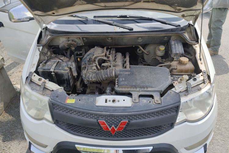 Used Wuling Hongguang 2014 1.2L Base Model China IV Engine Bay