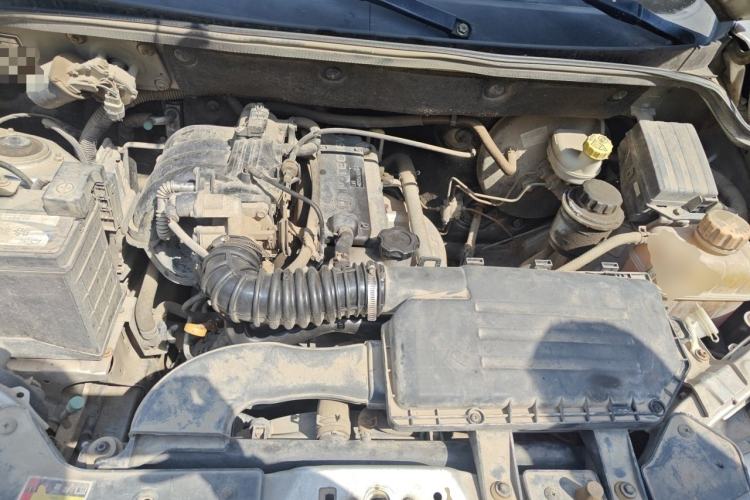 Used Wuling Hongguang 2014 1.2L Base Model China IV Engine Bay