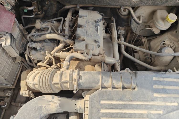 Used Wuling Hongguang 2014 1.5L S Standard Version Engine Bay
