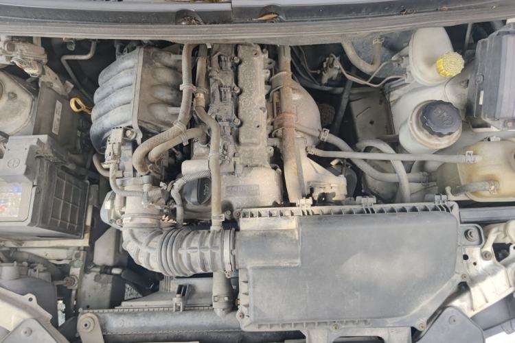 Used Wuling Hongguang 2014 1.2L Base Model China IV Engine Bay