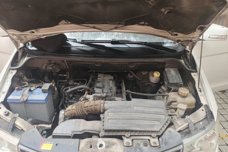 Used Wuling Hongguang 2014 1.5L S Comfort Model Engine Bay