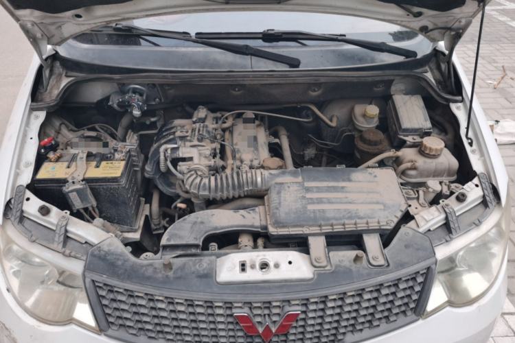 Used Wuling Hongguang 2014 1.2L Base Model China IV Engine Bay