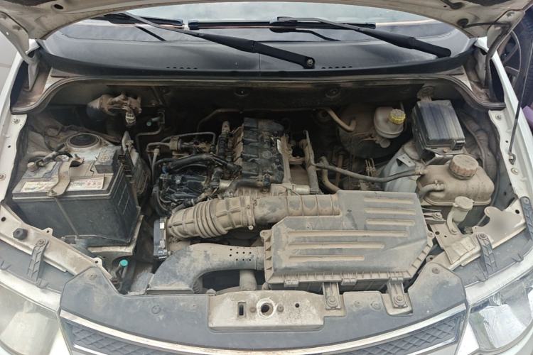 Used Wuling Hongguang 2014 1.5L S Comfort Model Engine Bay
