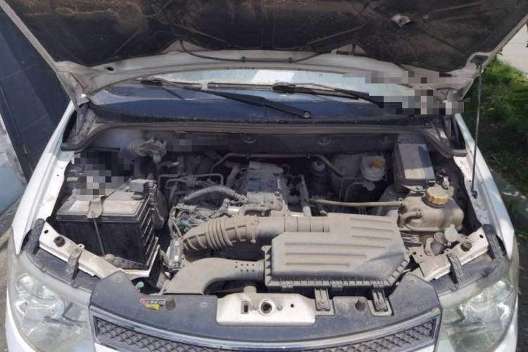 Used Wuling Hongguang 2014 1.5L S Standard Version Engine Bay