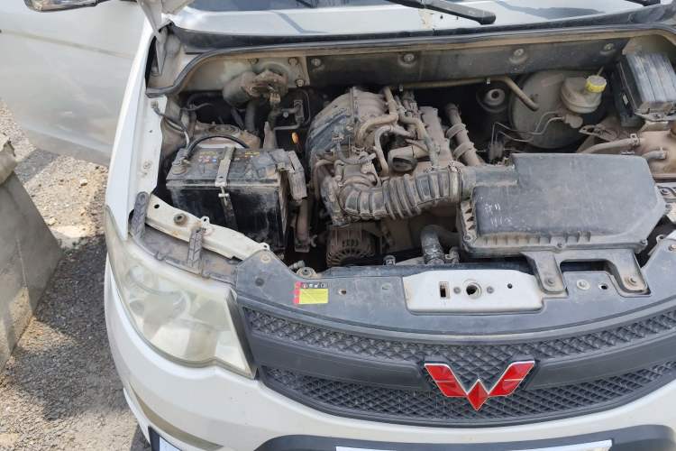 Used Wuling Hongguang 2014 1.2L Base Model China IV Engine Bay Right