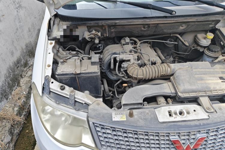 Used Wuling Hongguang 2014 1.2L Base Model China IV Engine Bay Right