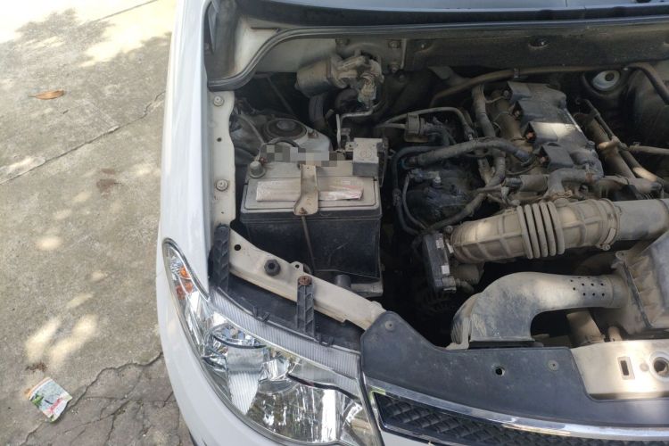 Used Wuling Hongguang 2014 1.5L S Comfort Model Engine Bay Right