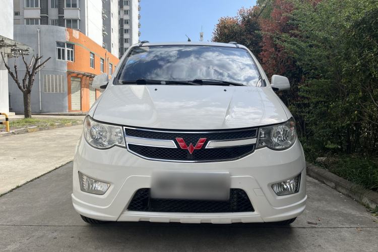 Used Wuling Hongguang 2014 1.5L S Standard Version Exterior 1