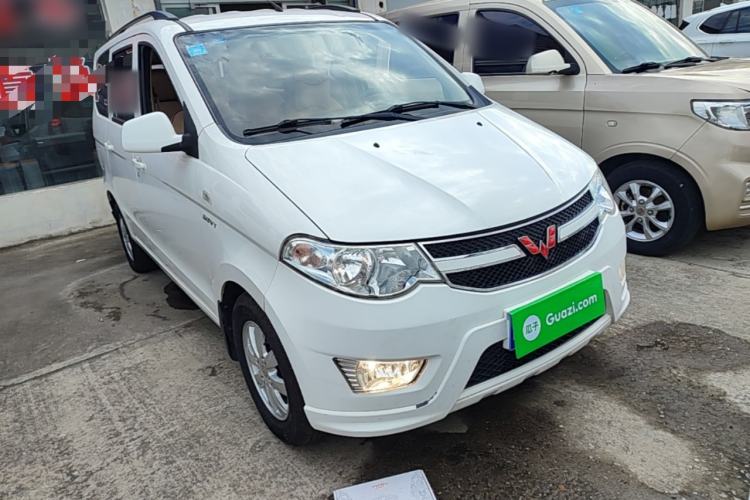 Used Wuling Hongguang 2014 1.5L S Standard Version Exterior 1