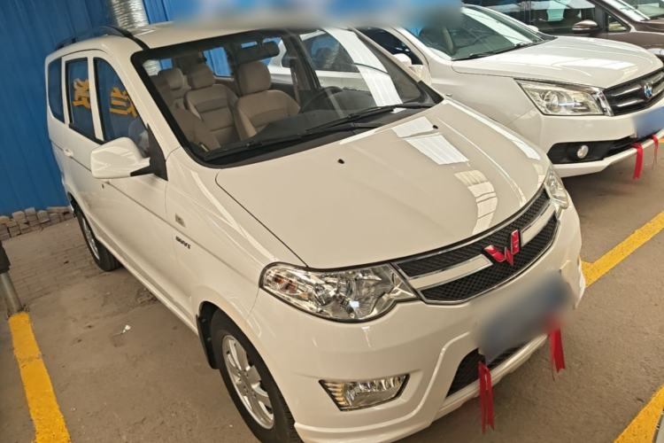 Used Wuling Hongguang 2014 1.5L S Standard Version Exterior 1