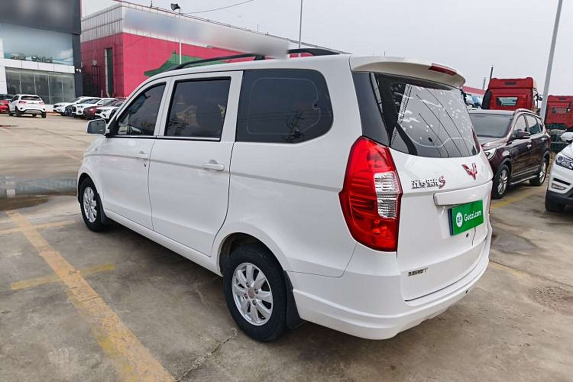 Used Wuling Hongguang 2014 1.5L S Standard Version Exterior 2