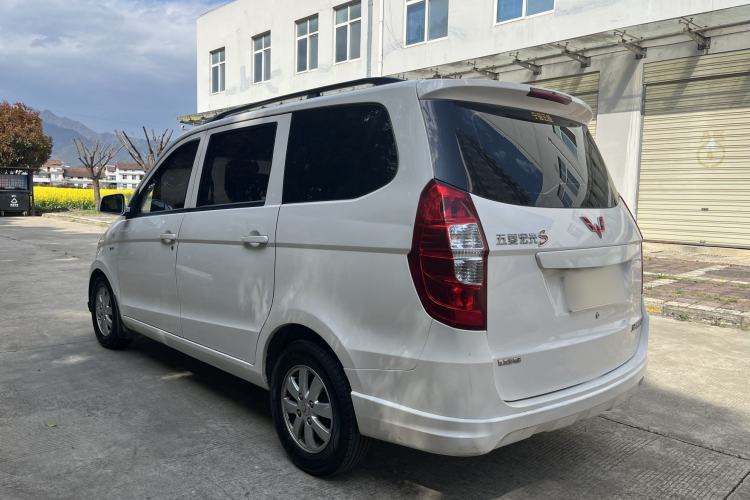 Used Wuling Hongguang 2014 1.5L S Standard Version Exterior 3