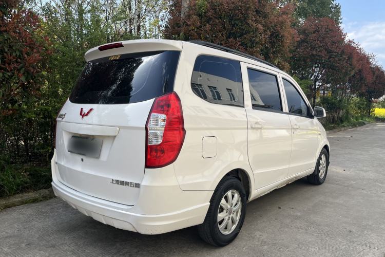 Used Wuling Hongguang 2014 1.5L S Standard Version Exterior 5