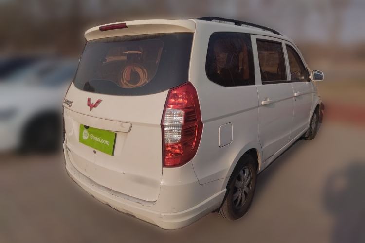 Used Wuling Hongguang 2014 1.5L S Standard Version Exterior 5