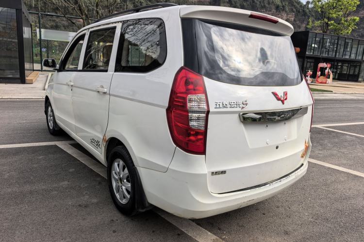 Used Wuling Hongguang 2014 1.5L S Standard Version Exterior 7