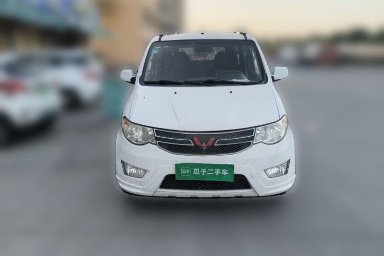 Used Wuling Hongguang 2014 1.5L S Standard Version Front