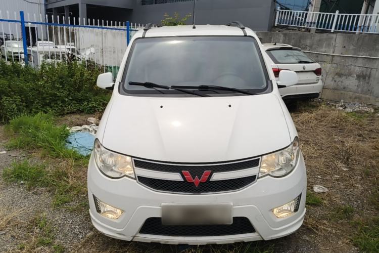 Used Wuling Hongguang 2014 1.5L S Standard Version Front