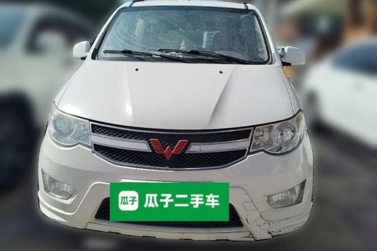 Used Wuling Hongguang 2014 1.5L S Standard Version Front
