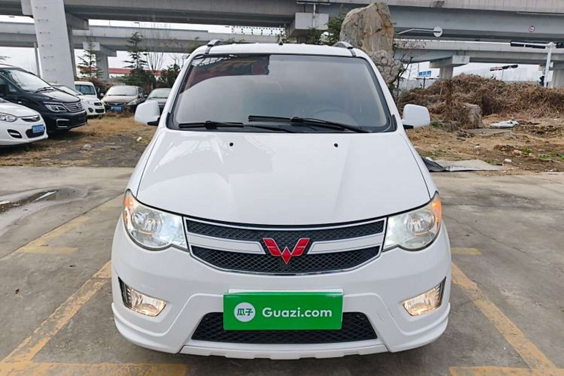 Used Wuling Hongguang 2014 1.5L S Standard Version Front