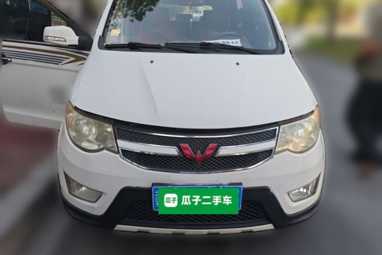 Used Wuling Hongguang 2014 1.5L S Comfort Model Front