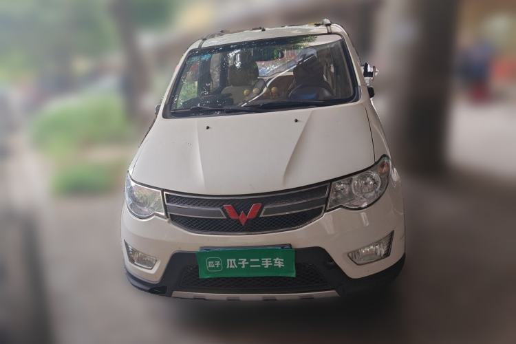 Used Wuling Hongguang 2014 1.2L S Comfort Model China IV Front